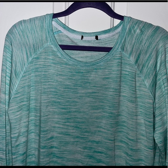 Women’s Champion Lightweight Green & White Sweatshirt - Picture 5 of 7